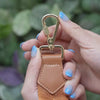 Anti-theft Jacquard strap with locking clasp. Demonstration of how to lock and unlock the clasp to secure your bag. 